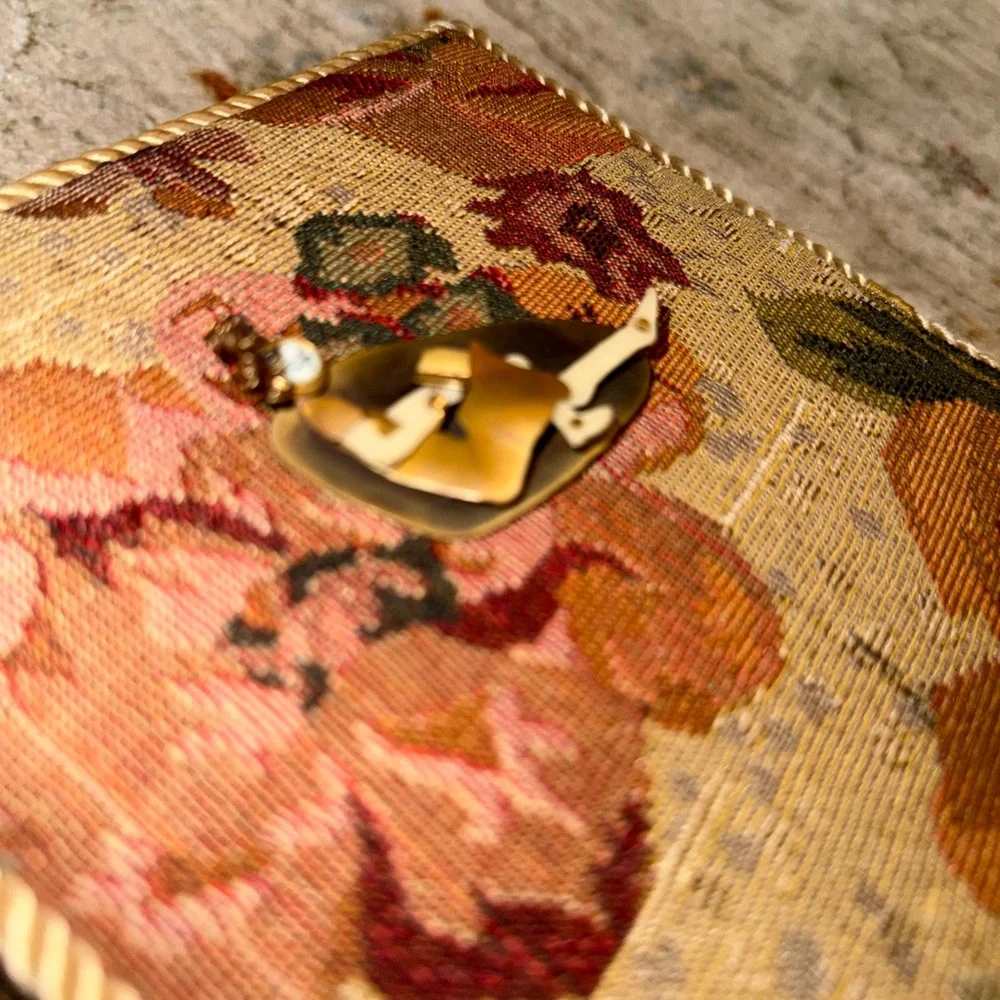 Vtg Women with a Book Pin